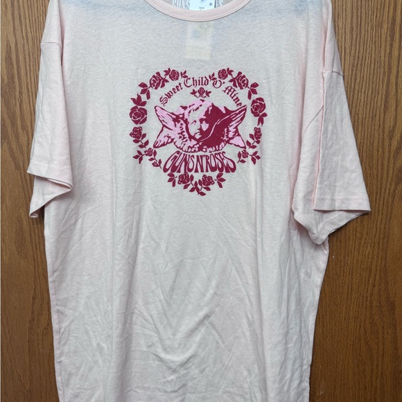 Tops - Guns n Roses Pink Graphic T-Shirt
